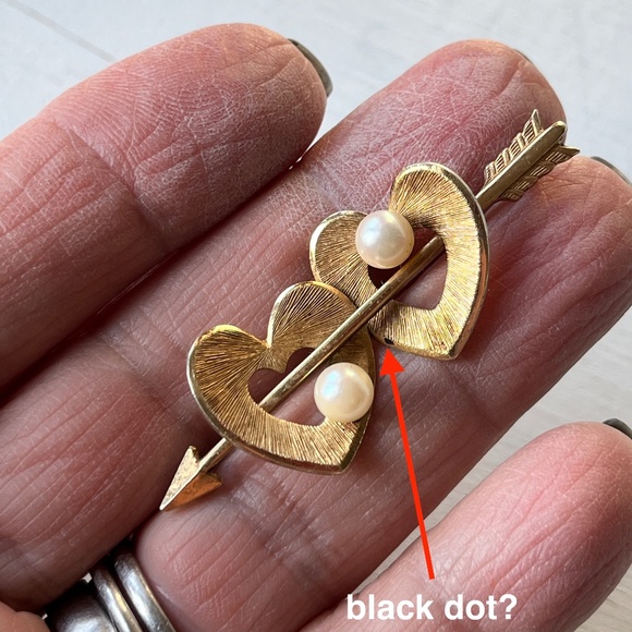 Krementz Double Heart Arrow Brooch Cultured Pearls w Signature Hinged Box - Picture 12 of 13